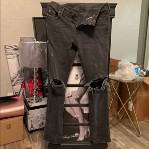 Men’s A&F skinny destroyed skinny jeans